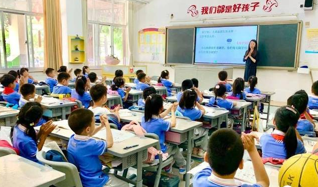 化为甘霖滋润每一株嫩芽让教育均衡发展的红利惠及更多家庭 化为甘霖滋润每一株嫩芽让教育均衡发展的红利惠及更多家庭