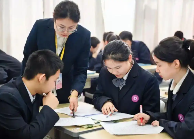 标签化问题校园树立完善的动态流动机制实施学期归纳评估 标签化问题校园树立完善的动态流动机制实施学期归纳评估